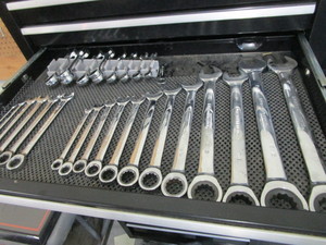 lot 330 image: Gearwrench Ratchet Open End Wrenches