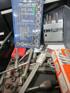 lot 334 image: Tap & Die Extractors, Stamp Kit