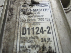 lot 316 image: Werner Aluminum Extension Ladder