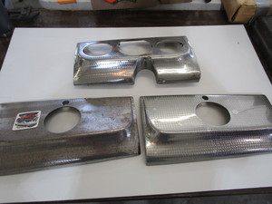 lot 357 image: Gauge Bezels