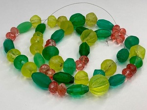lot 43 image: Green, Yellow, & Pink Multi Shaped Glass Bead Strand