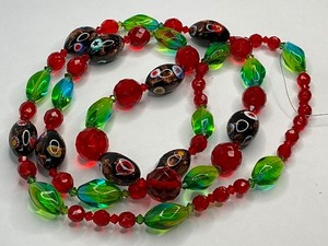 lot 50 image: Venetian Murano Millefiori Crystal Glass Bead Strand
