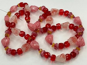 lot 56 image: Pink & Red Chunky Crystal Glass Bead Strand