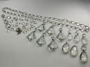 lot 86 image: Chandelier Prism Glass Crystal Teardrop Lot with Crystal Chain