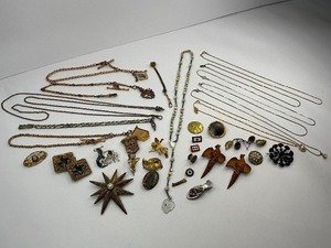 lot 97 image: Antique & Vintage Costume Jewelry Lot - Watch Fob Chain Pin Pendant Gemstone Mother of Pearl