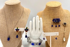 lot 84 image: Vintage Jewelry Set with Blue Lapis Pendant Necklace, Earrings, Brooch, Pin and Bracelet