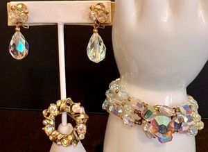 lot 91 image: Set of Vintage Aurora Borealis Clip-on Earrings, Brooch, and Bracelet