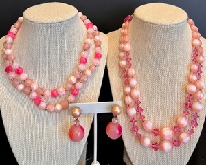 lot 92 image: Pair of Lisner Double-Strand Pink Beaded Necklaces with Gold-Tone Clasps and Matching Earrings