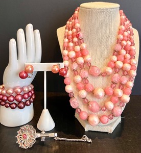 lot 93 image: Vintage Pink Beaded Jewelry Set with Signed Star Necklace, Bracelets, Fashion Clip and Coro Stamped Earrings