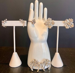lot 105 image: Vintage Clip-On Earrings, Brooches and Rhinestone Ring Collection