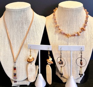 lot 154 image: Handcrafted Jewelry Set with Multicolor Stone Pendant, Bead Necklace, and Earrings
