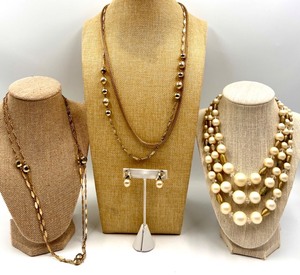 lot 162 image: Elegant Collection of Gold-Tone and Faux Pearl Necklaces & Earrings