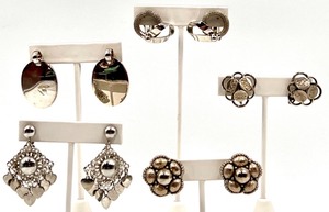 lot 166 image: Set of 5 Vintage Silver Style Clip-On Earrings Featuring Napier and Sarah Coventry Pieces