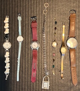 lot 181 image: Collection of 7 Assorted Wristwatches Including Jenna B and Carriage