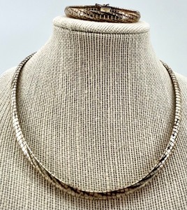 lot 243 image: 925 Sterling Silver Bracelet and Necklace Set from Italy