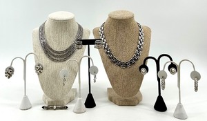 lot 244 image: Collection of Vintage Monet and Napier Jewelry