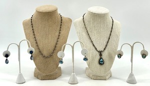 lot 249 image: Collection of 2 Antique Style Necklaces and 3 Pairs of Earrings