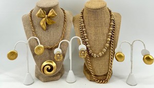 lot 225 image: Collection of Gold-Tone Costume Jewelry Necklaces, Earrings & Brooches