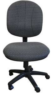 lot 123 image: Comfy Office Chair