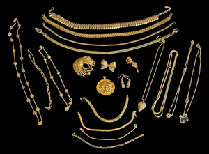 lot 118 image: Assorted Gold Tone Costume Jewelry