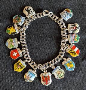lot 115 image: Vintage German 800 Silver Charm Bracelet