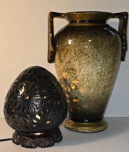 lot 165 image: Stunning Vietnamese Urn  Clay Candleholder with Lighted Base