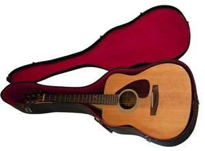 lot 175 image: Yamaha Six-String Guitar & Case