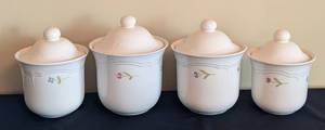 lot 51 image: Pfaltzgraff Floral Ceramic Canister Set