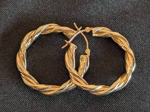 lot 56 image: 14k Yellow Gold Twist Hoop Earrings