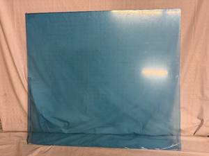 lot 63 image: Muraflex Plexiglass Pane - 35 x 32 x 0.125