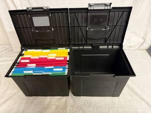 lot 83 image: 2 Organizing Bins