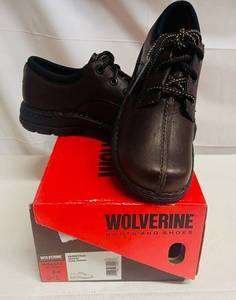 lot 2 image: Size 8M Wolverine Christina