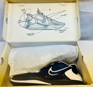 lot 15 image: Size 16.5 Kyrie Low 5 TB Promo