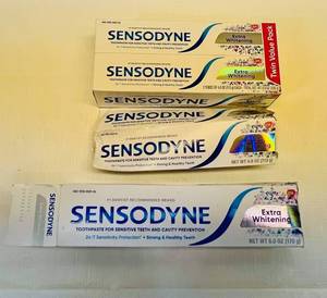 lot 59 image: Sensodyne Extra Whitening Toothpaste