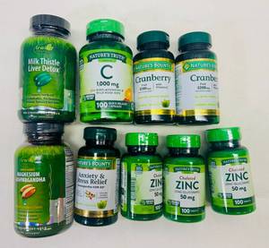 lot 69 image: Natures Bounty & Nature Truth Supplements