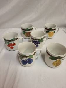 lot 149 image: Set of 6 Vintage Czechoslovakian Porcelain Mugs with Fruit Motif