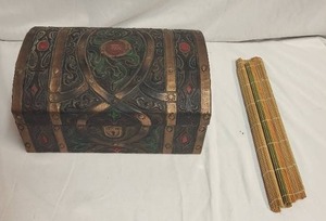 lot 207 image: Vintage 1950s McCormick Spice Co Treasure Chest Gift Box Decorative Chest with Cookbooks and Bamboo Mats Set