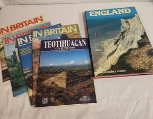 lot 238 image: Collection of Vintage Travel Books Featuring Britain and Teotihuacan