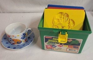 lot 247 image: Lakeshore Giant Stencils Box and Russian Tea Cup with Saucer