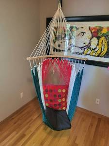 lot 74 image: Colorful Hanging Rope Hammock Chair with Cushion