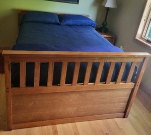 lot 75 image: Solid Wood Queen Size Platform Bed Frame with Storage Drawers
