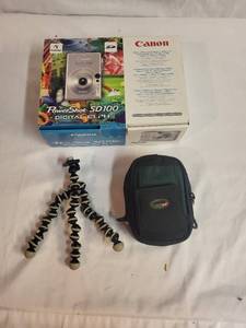 lot 253 image: Canon PowerShot SD100 Digital ELPH Camera Bundle with Accessories