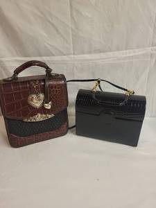 lot 258 image: Pair of Vintage Style Womens Handbags with Detailed Design