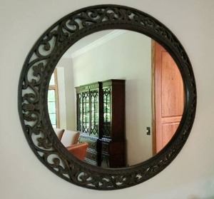 lot 25 image: Ornate Round Wall Mirror with Carved Wooden Frame