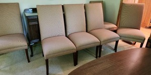 lot 29 image: Set of 6 Custom Made Elegant Dining Chairs with Upholstered Seats