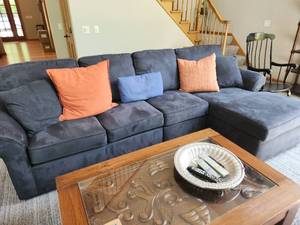 lot 36 image: Alexvale Custom Upholstery Sofa Couch with Chaise