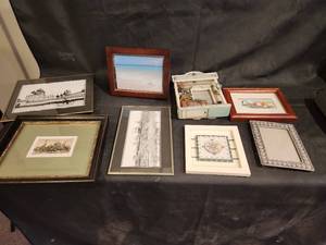 lot 164 image: Collection of 8 Assorted Framed Artworks and Photographs