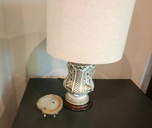lot 289 image: Decorative Ceramic Hand Painted Table Lamp with Floral and Animal Design