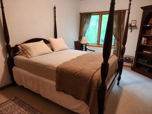 lot 307 image: Four-Poster Mahogany Queen Bed Frame with Head and Footboards