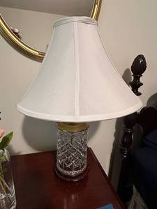 lot 332 image: Vintage Crystal Table Lamp with Fabric Shade